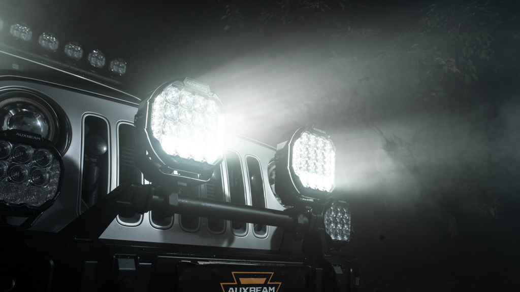 MASTER-T Series 9" Combo Beam Round Off-Road Lights with Amber Backlight